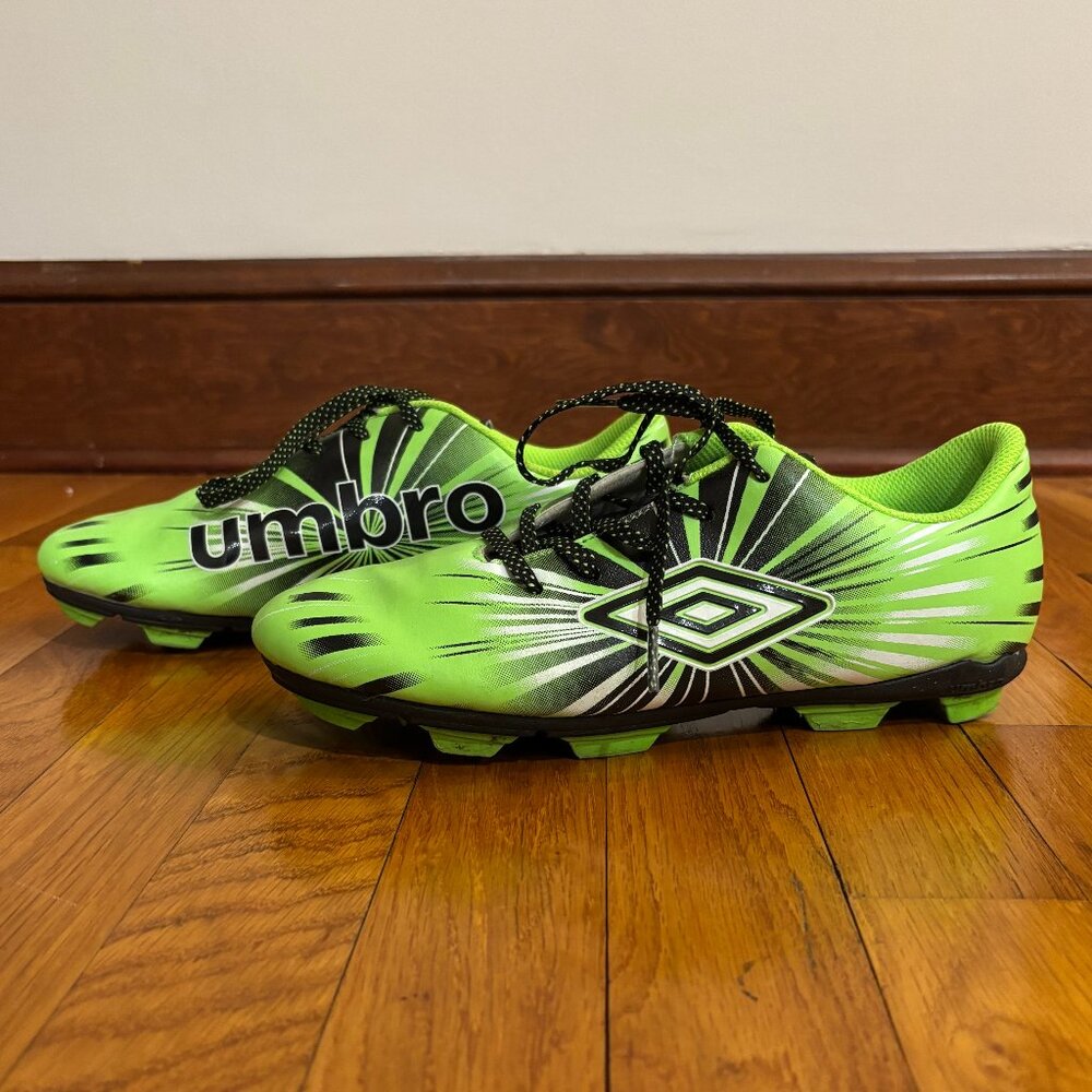 umbro - ARTURO 3.0 Young Boy Soccer Cleats
